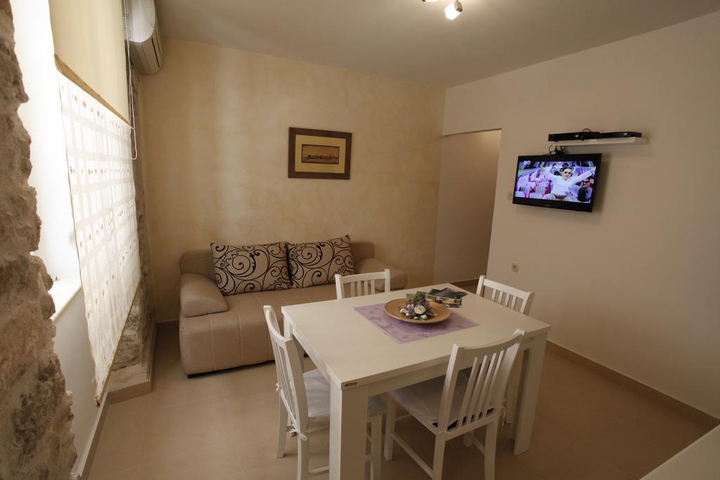 Apartment Vallamar Free Parking Zadar Ngoại thất bức ảnh