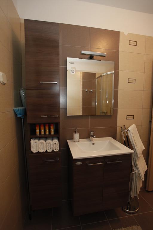 Apartment Vallamar Free Parking Zadar Ngoại thất bức ảnh