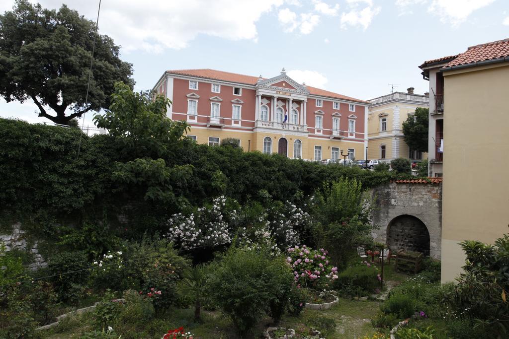 Apartment Vallamar Free Parking Zadar Ngoại thất bức ảnh